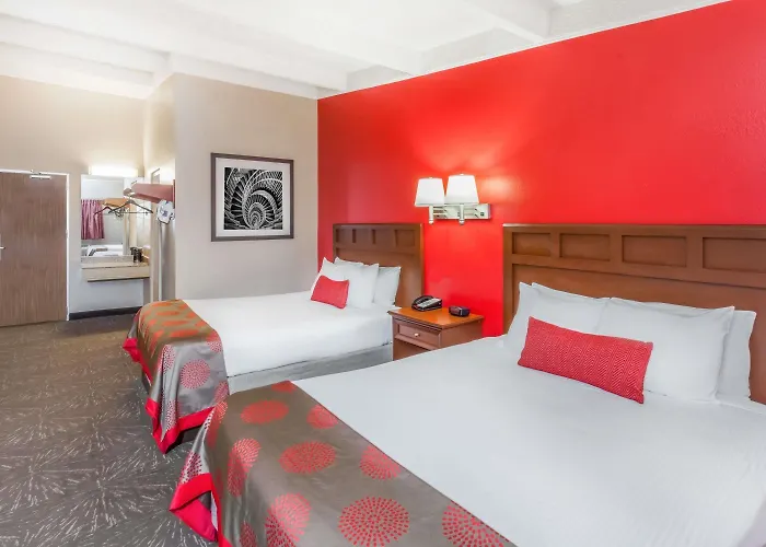 Ramada By Wyndham Hammond Hotel & Conference Center