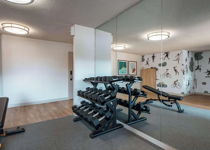 Sonesta Simply Suites Fort Worth