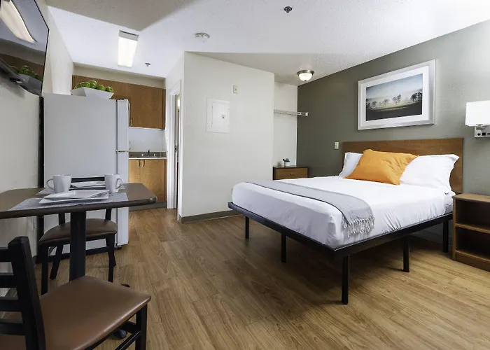 Siegel Select Baton Rouge Hotel