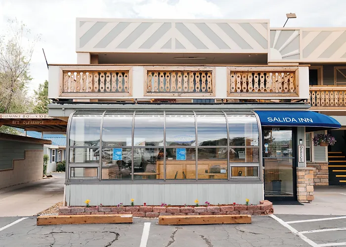 Salida Inn & Monarch Suites