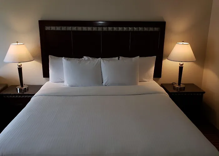 Oak Tree Inn Monrovia
