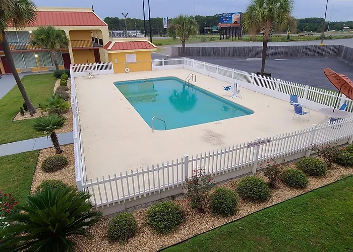 Red Roof Inn Tifton