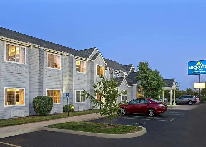 Microtel Inn & Suites By Wyndham Mason