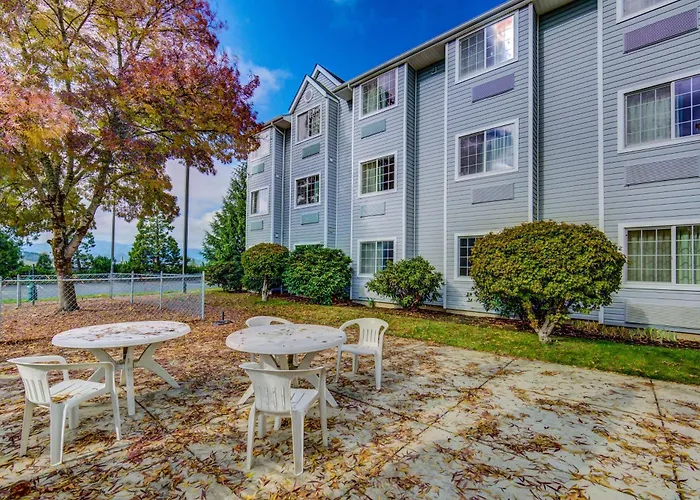 Motel 6-Sutherlin, Or
