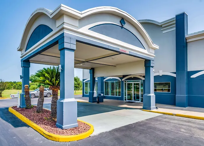 Days Inn By Wyndham Coliseum Montgomery Al
