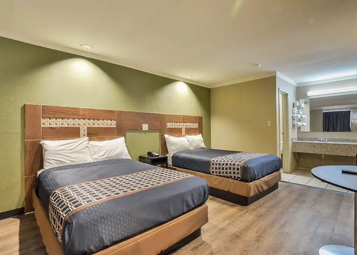 Budgetel Inn And Suites Raleigh