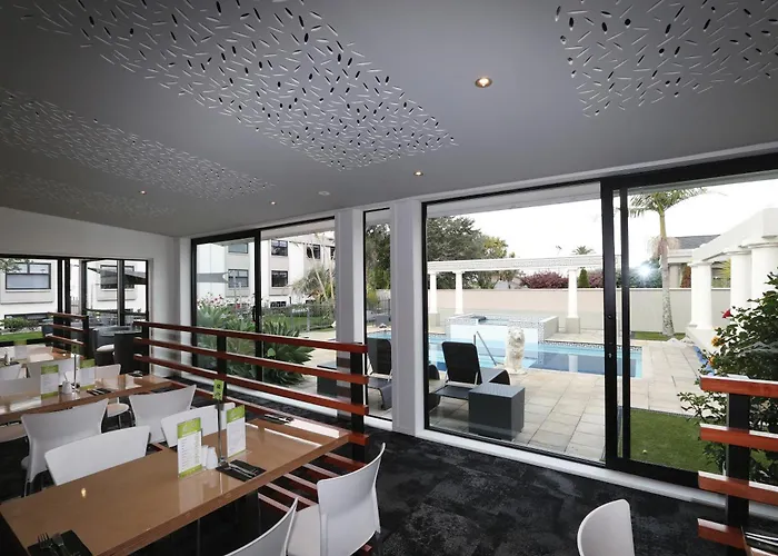 New Plymouth Hotels