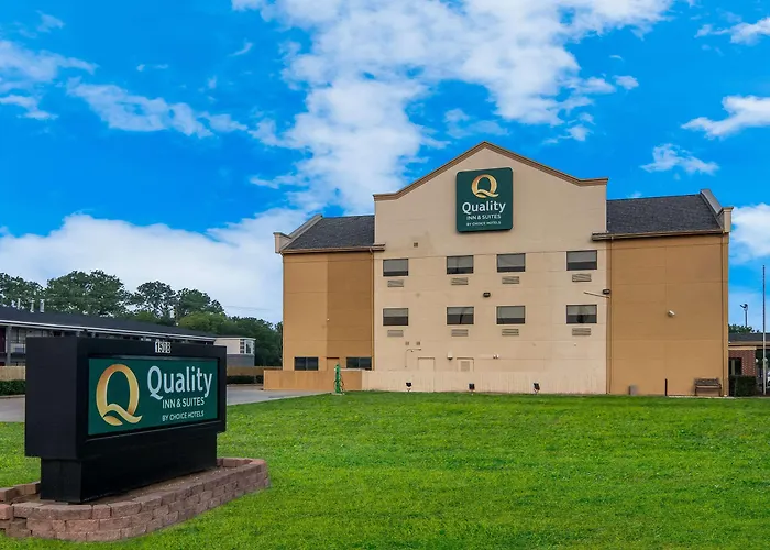 Quality Inn & Suites Waco North