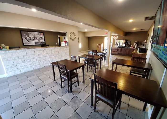 Super 8 By Wyndham Abilene North Hotel