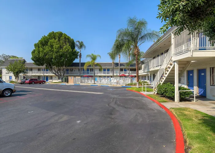 Motel 6-El Cajon, Ca - San Diego