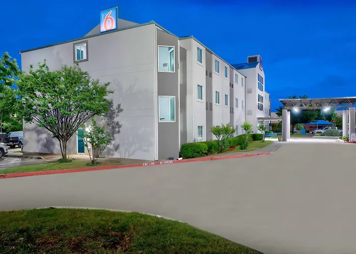 Motel 6-Benbrook, Tx - Fort Worth