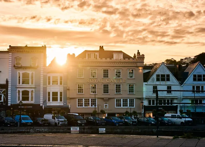 Dartmouth Hotels