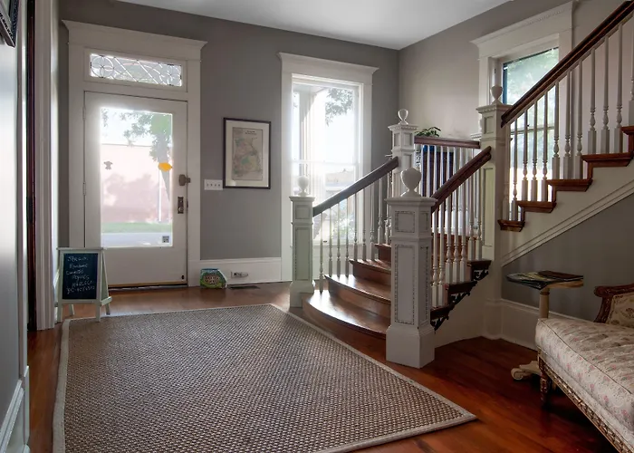 Katy House Bed And Breakfast Smithville