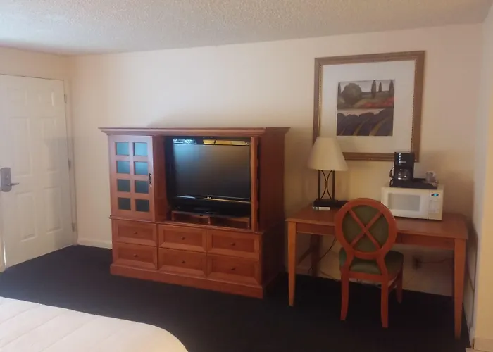 Grays Harbor Inn & Suites Aberdeen