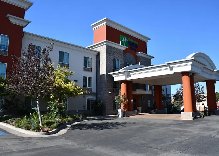 Holiday Inn Express Hotel & Suites Evanston By Ihg