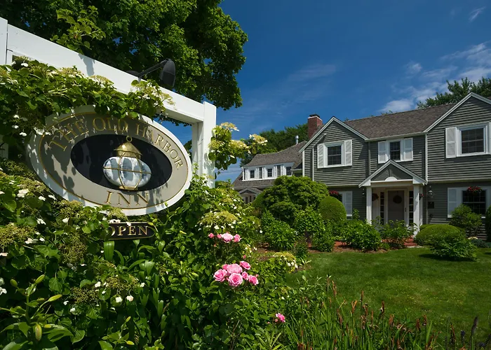 Old Harbor Inn Chatham