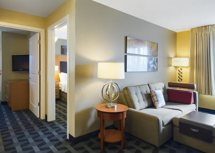 Towneplace Suites By Marriott Kansas City Overland Park