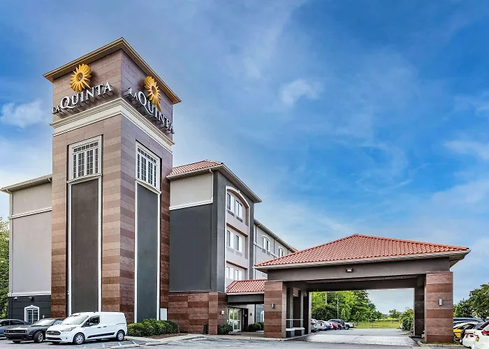 La Quinta Inn & Suites By Wyndham Norfolk