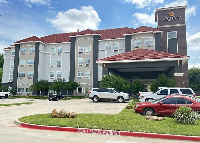 La Quinta By Wyndham Decatur Hotel