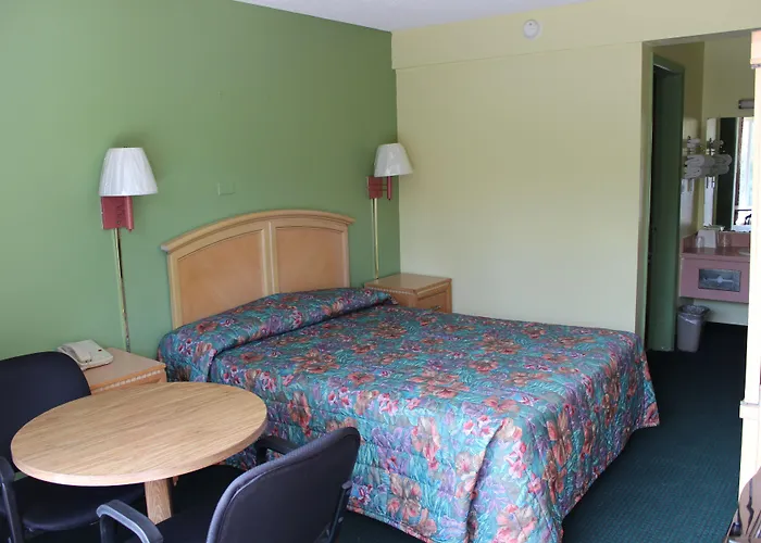 Travelers Inn Gainesville