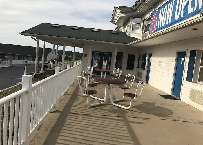 Motel 6-Front Royal, Va