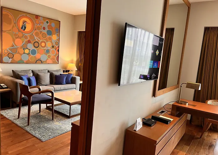 Bishnupur (South 24 Parganas) Hotels