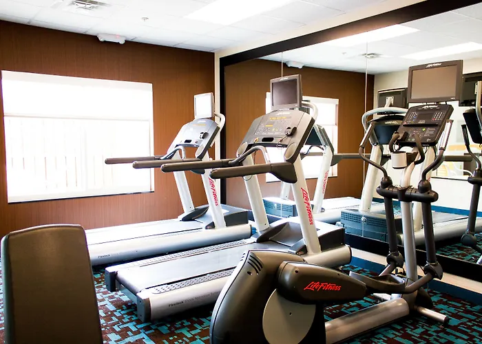 Fairfield Inn And Suites Hutchinson