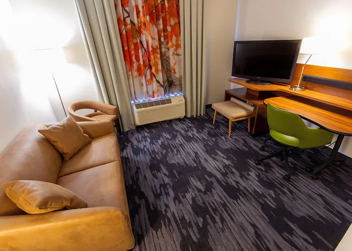Fairfield Inn & Suites By Marriott Athens I-65