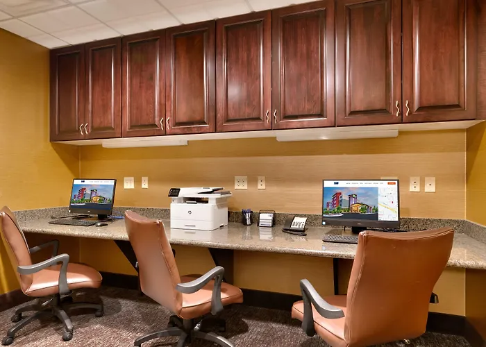 Holiday Inn Express Hotel & Suites Butte By Ihg