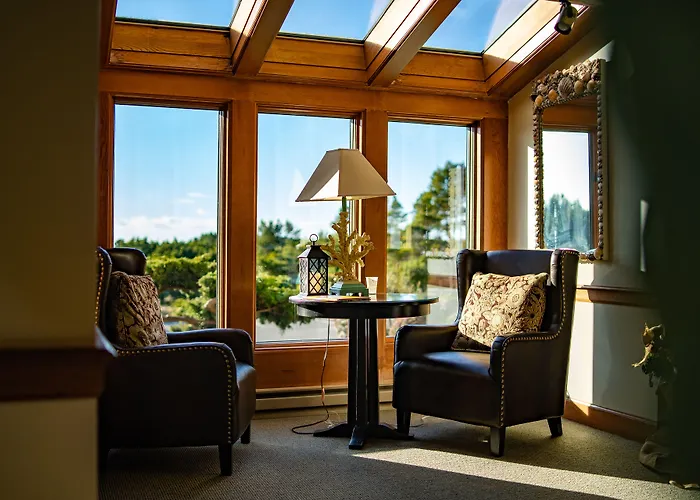 Chateau Westport Resort