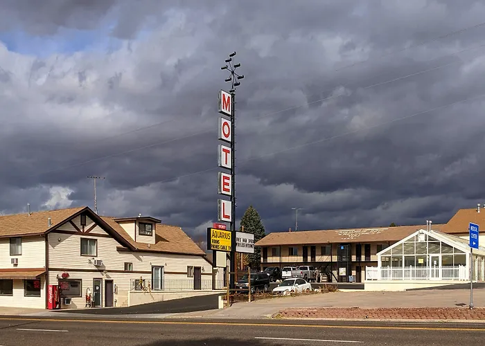Aquarius Inn Bicknell