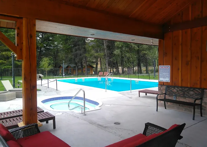 Fairmont Hot Springs Hotels