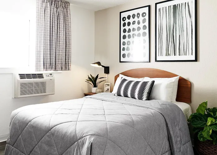 Intown Suites Extended Stay St. Louis Mo - St. Charles Saint Charles