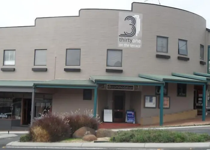 Nornalup Hotels
