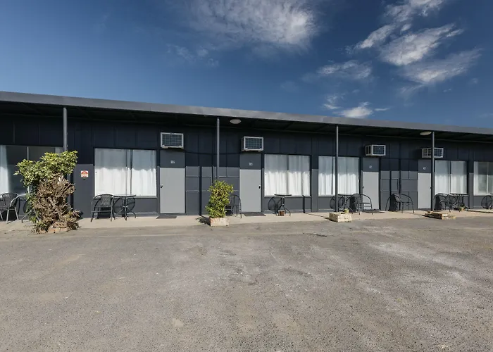 Mackay Hotels
