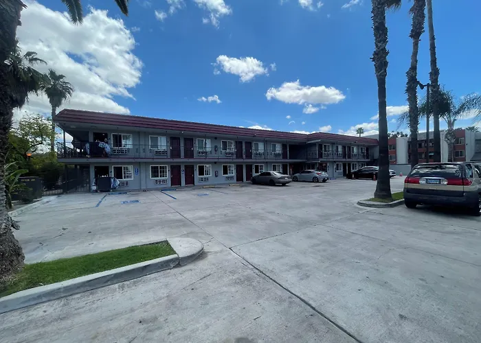 Simplestay Suites - Downtown San Bernardino
