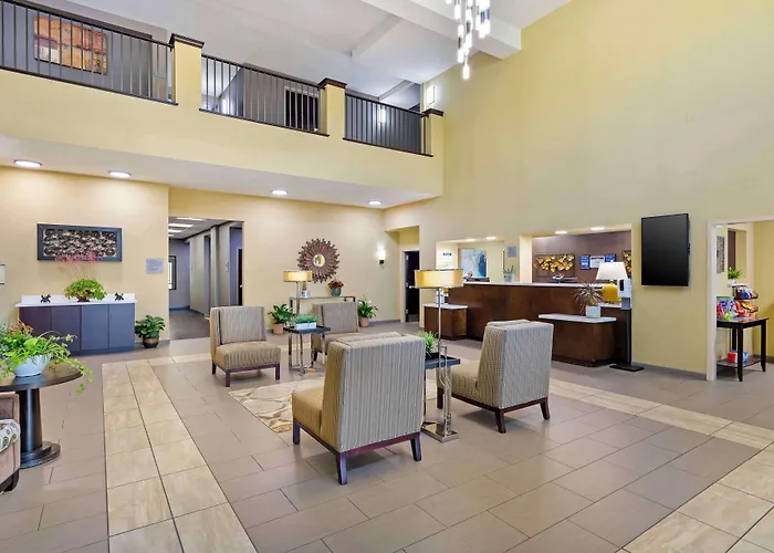 Best Western Plus Thornburg Inn & Suites