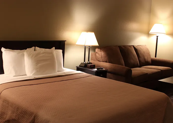 Sunlac Inn Devils Lake