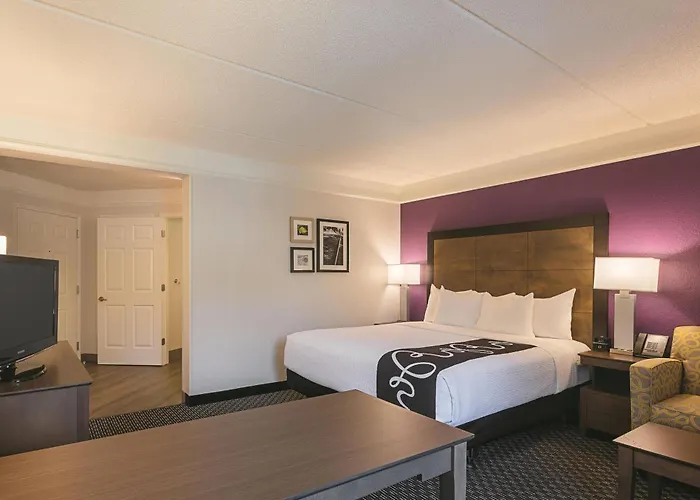 La Quinta By Wyndham Atlanta Alpharetta Hotel