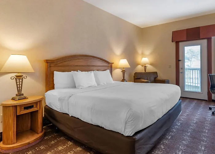 Kathryn Riverfront Inn, An Ascend Collection Hotel Seaside