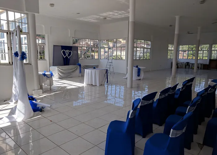 Rockhampton Suites Mount James