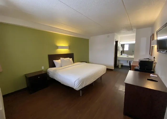 Skylight Inn Willoughby - Cleveland Mentor