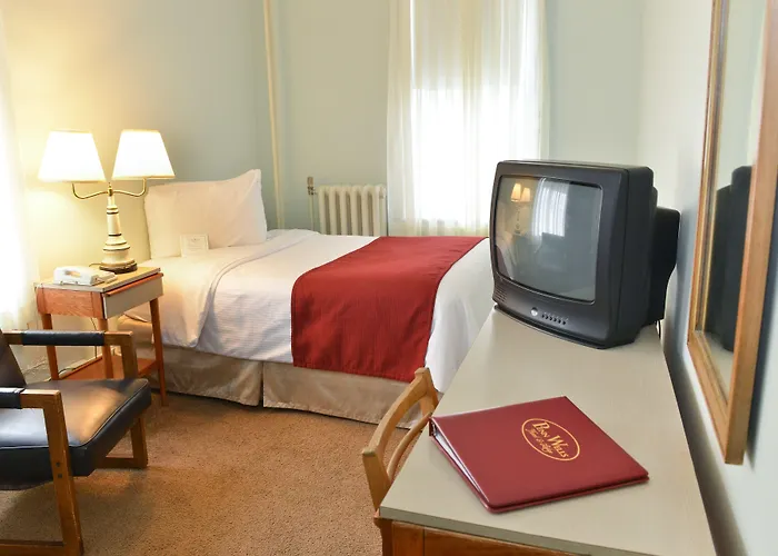 Penn Wells Hotel Wellsboro