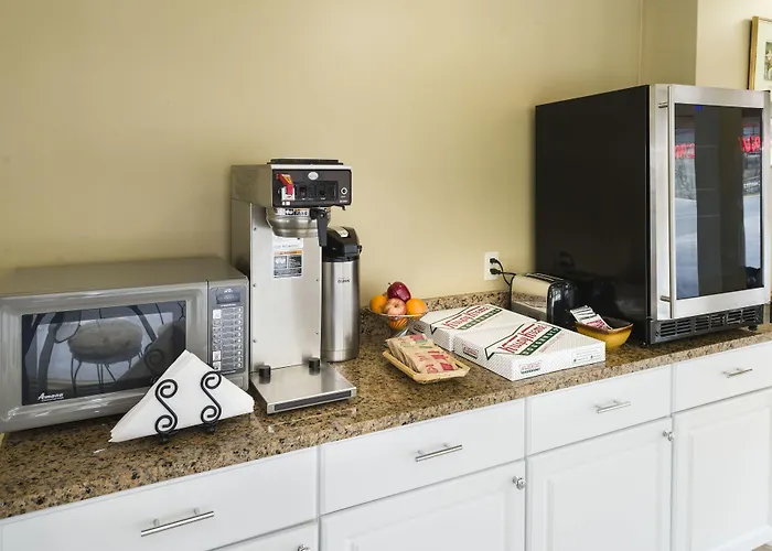 Belle Aire Motel - Downtown Convention Center - Gatlinburg