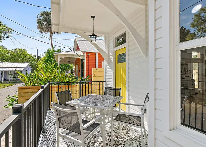 Haven Tiny House - Pool, Walk To Downtown Villa St. Augustine