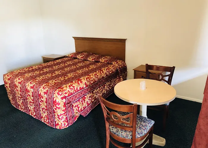 Sands Motel By Ontario Airport & Toyota Arena