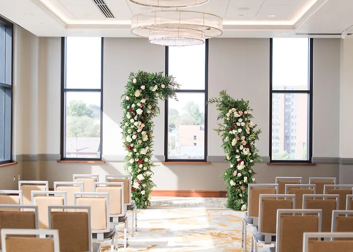 The Merrill Hotel & Conference Center, Muscatine, A Tribute Portfolio Hotel