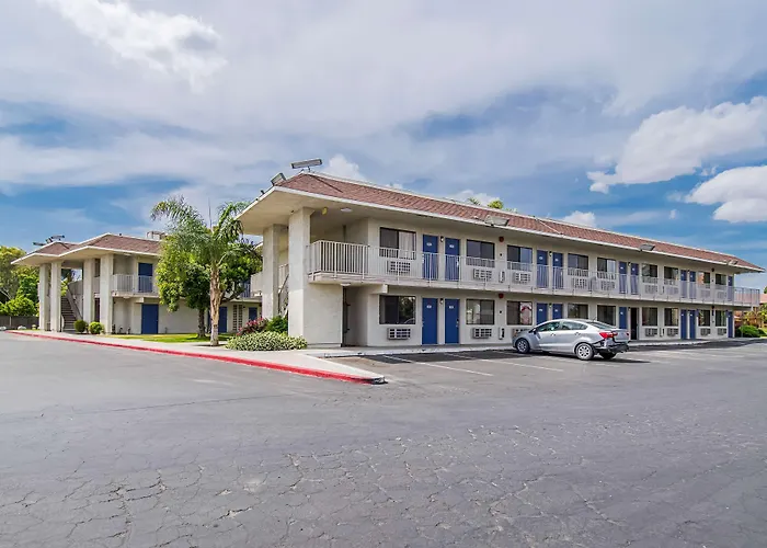 Motel 6-Bakersfield, Ca - Airport