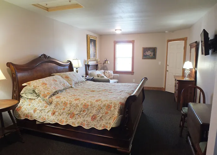 Scarborough Inn Manteo