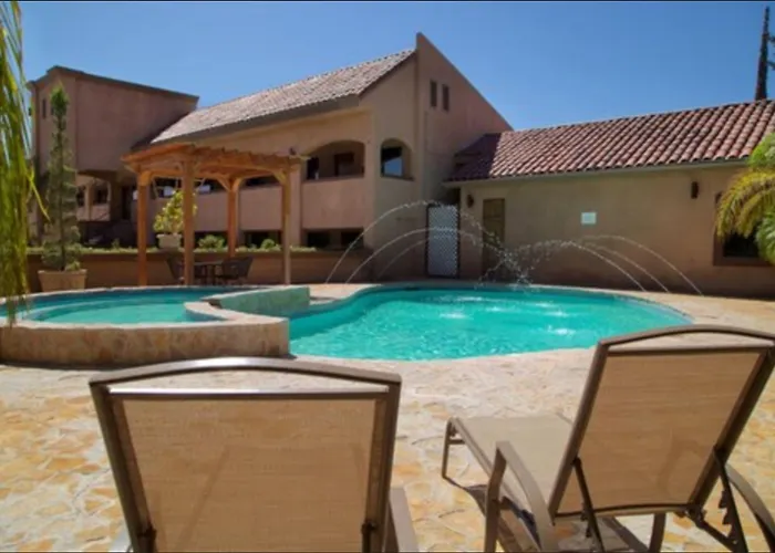 Estancia Inn Tecate